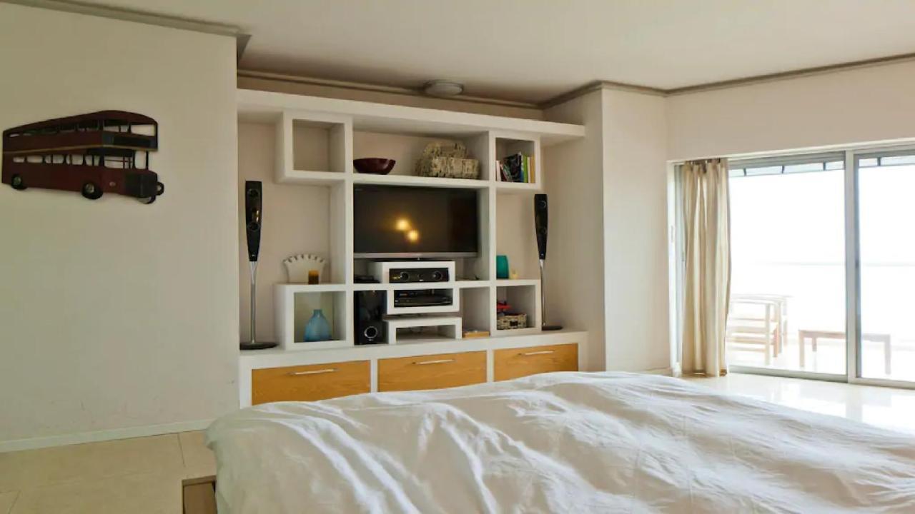 Luxury Sea View Apartment Herzliya Екстер'єр фото